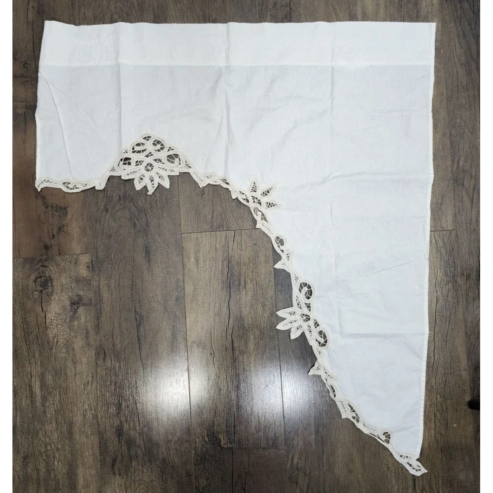 Vintage Lace Valances Set Of 2 Cottage Farmhouse Grandma Cute off white